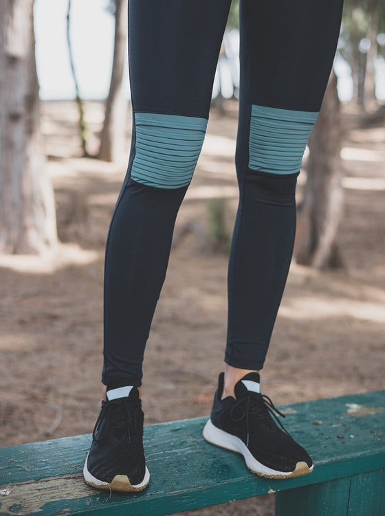 MOANI Legging - Black / Mallard